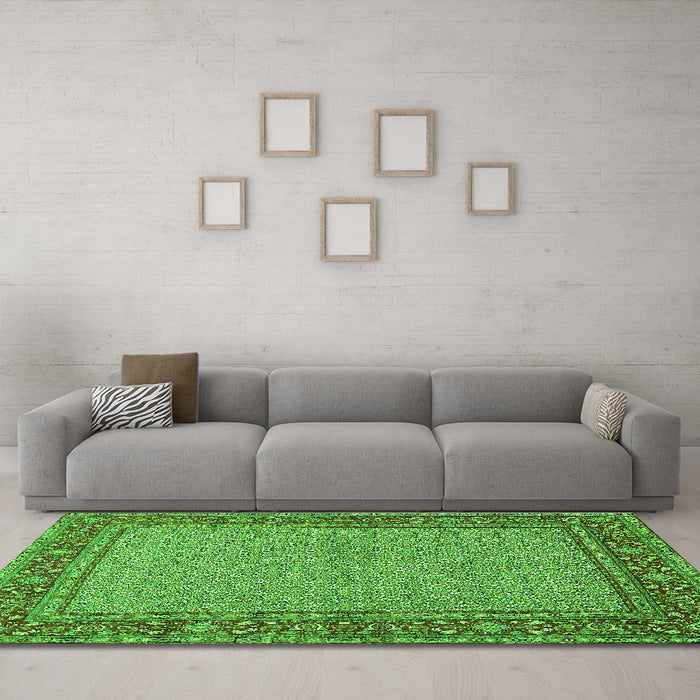 Machine Washable Persian Green Traditional Area Rugs in a Living Room,, wshtr951grn