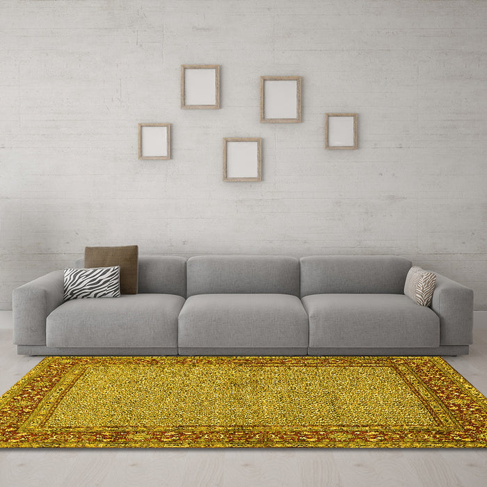 Machine Washable Persian Yellow Traditional Rug in a Living Room, wshtr951yw