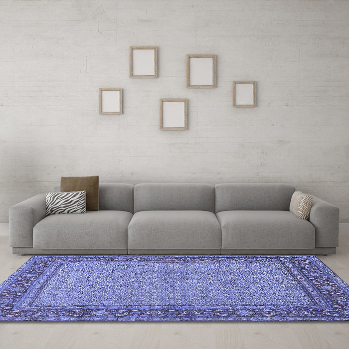 Machine Washable Persian Blue Traditional Rug in a Living Room, wshtr951blu