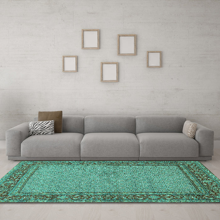 Machine Washable Persian Turquoise Traditional Area Rugs in a Living Room,, wshtr951turq