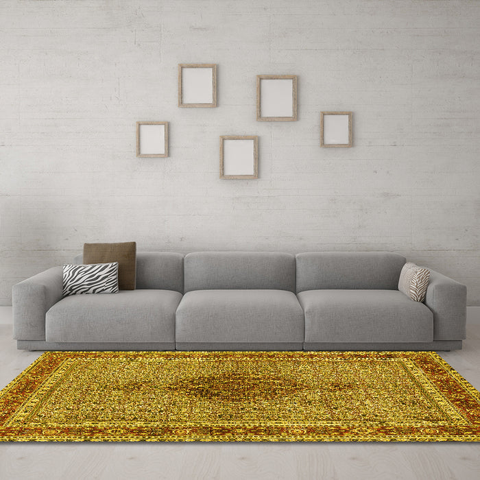 Machine Washable Persian Yellow Traditional Rug in a Living Room, wshtr953yw