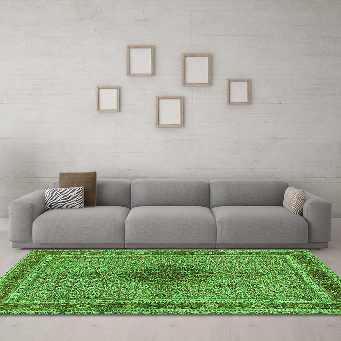 Machine Washable Persian Green Traditional Area Rugs in a Living Room,, wshtr953grn