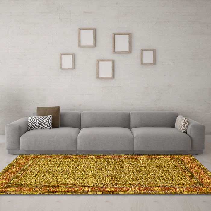 Machine Washable Persian Yellow Traditional Rug in a Living Room, wshtr954yw