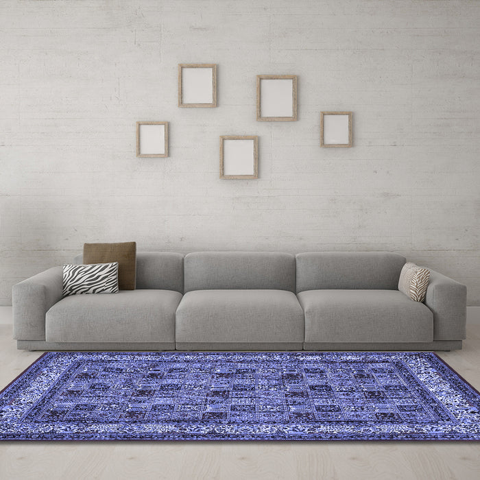 Machine Washable Persian Blue Traditional Rug in a Living Room, wshtr959blu