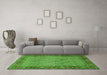 Machine Washable Persian Green Traditional Area Rugs in a Living Room,, wshtr960grn