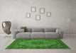 Machine Washable Medallion Green Traditional Area Rugs in a Living Room,, wshtr962grn