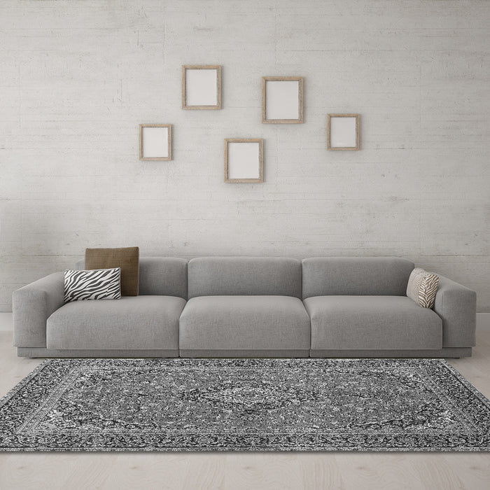 Machine Washable Persian Gray Traditional Rug in a Living Room,, wshtr968gry