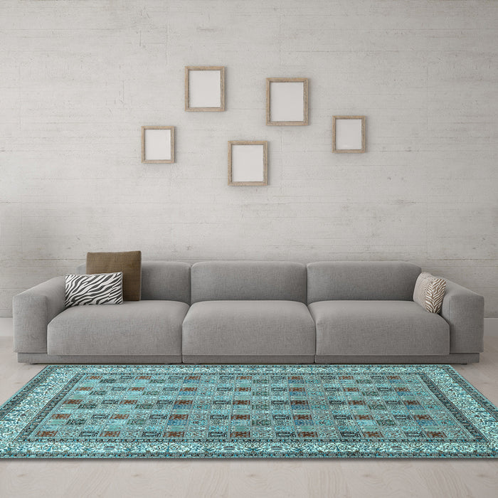 Machine Washable Persian Light Blue Traditional Rug in a Living Room, wshtr969lblu
