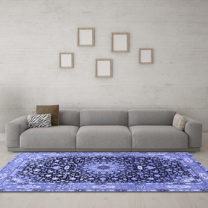 Machine Washable Medallion Blue Traditional Rug in a Living Room, wshtr96blu