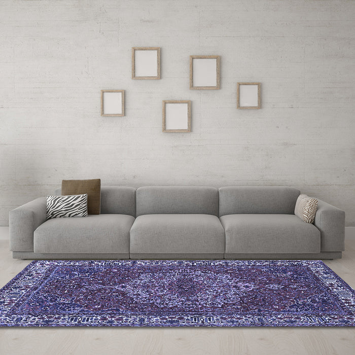 Machine Washable Persian Blue Traditional Rug in a Living Room, wshtr970blu