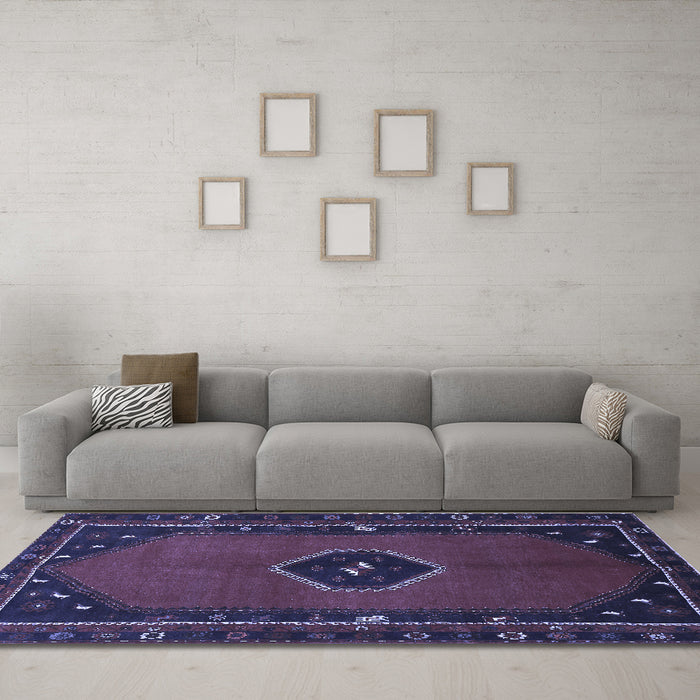 Machine Washable Persian Blue Traditional Rug in a Living Room, wshtr974blu
