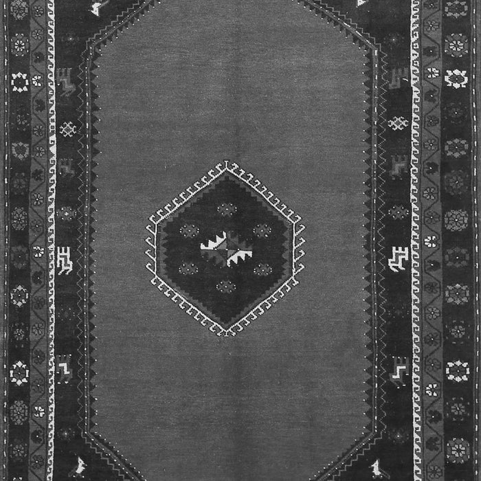 Serging Thickness of Machine Washable Persian Gray Traditional Rug, wshtr974gry