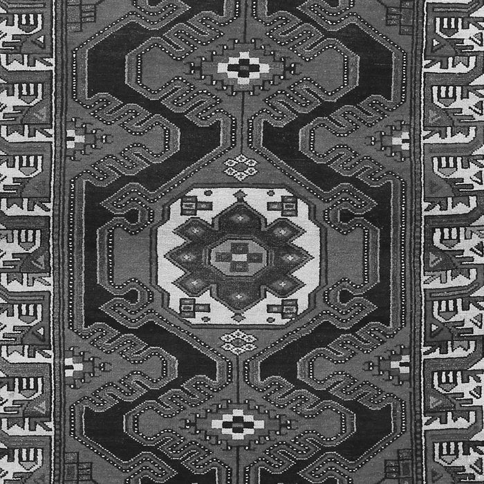 Serging Thickness of Machine Washable Persian Gray Traditional Rug, wshtr975gry