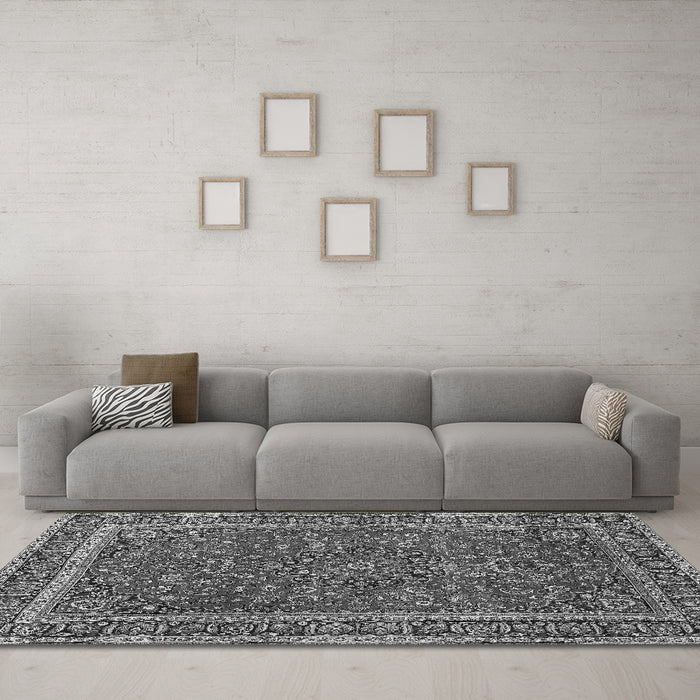 Machine Washable Persian Gray Traditional Rug in a Living Room,, wshtr979gry