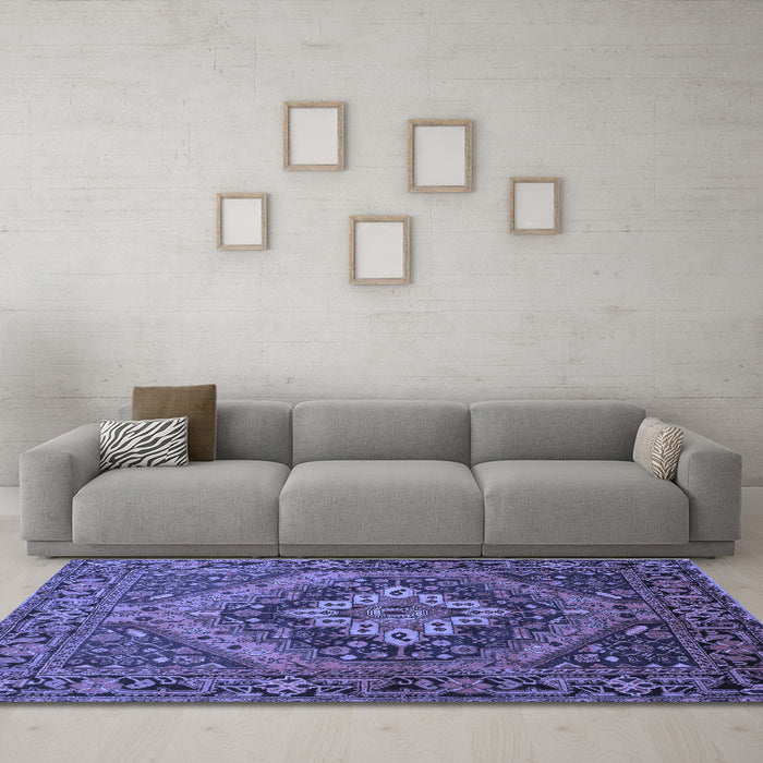 Machine Washable Persian Blue Traditional Rug in a Living Room, wshtr97blu