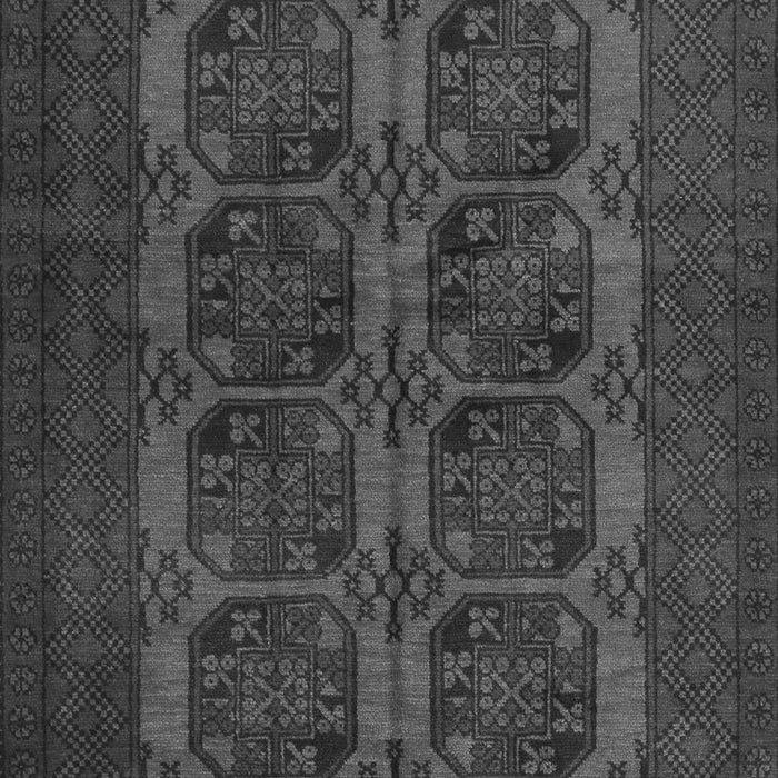 Serging Thickness of Machine Washable Persian Gray Traditional Rug, wshtr982gry