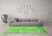 Machine Washable Persian Green Traditional Area Rugs in a Living Room,, wshtr983grn