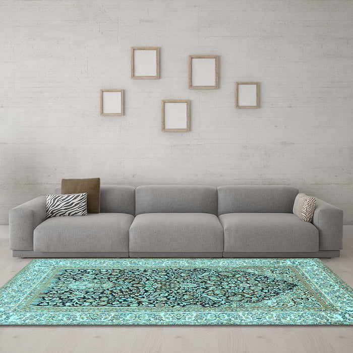 Machine Washable Animal Light Blue Traditional Rug in a Living Room, wshtr987lblu