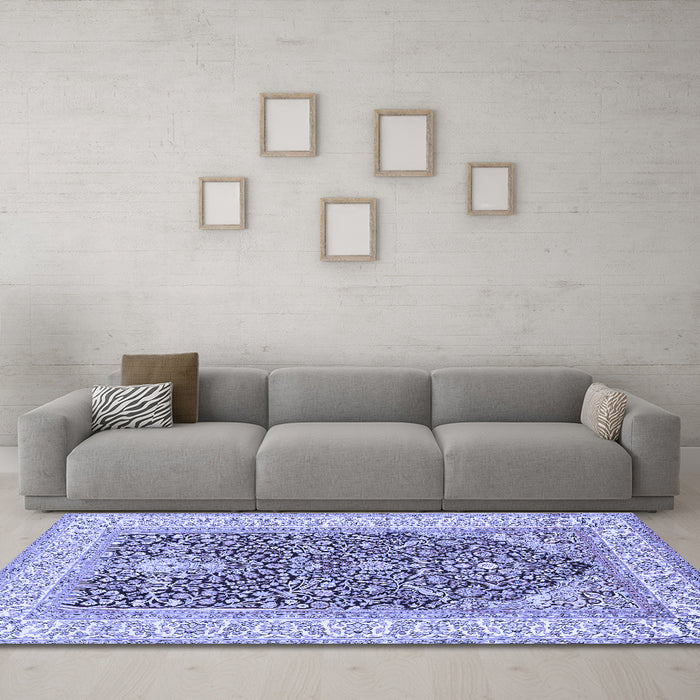 Machine Washable Animal Blue Traditional Rug in a Living Room, wshtr987blu