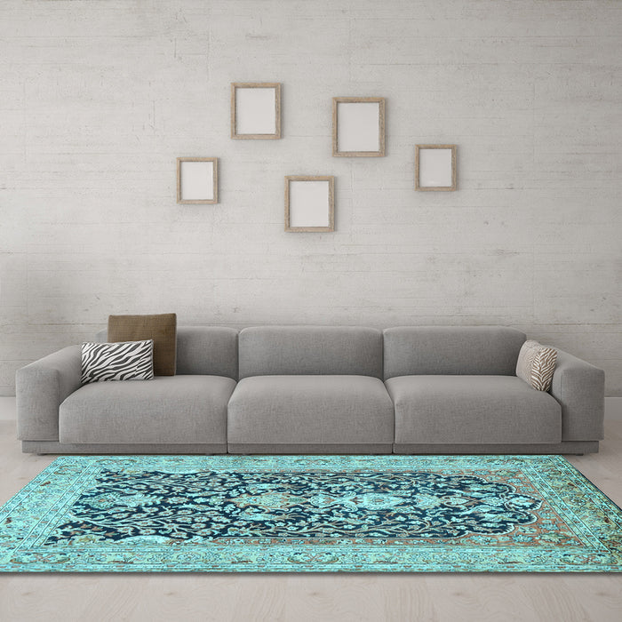 Machine Washable Animal Light Blue Traditional Rug in a Living Room, wshtr989lblu