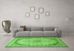 Machine Washable Medallion Green Traditional Area Rugs in a Living Room,, wshtr999grn