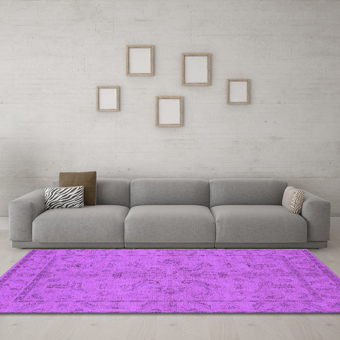 Machine Washable Oriental Purple Traditional Area Rugs in a Living Room, wshurb1000pur