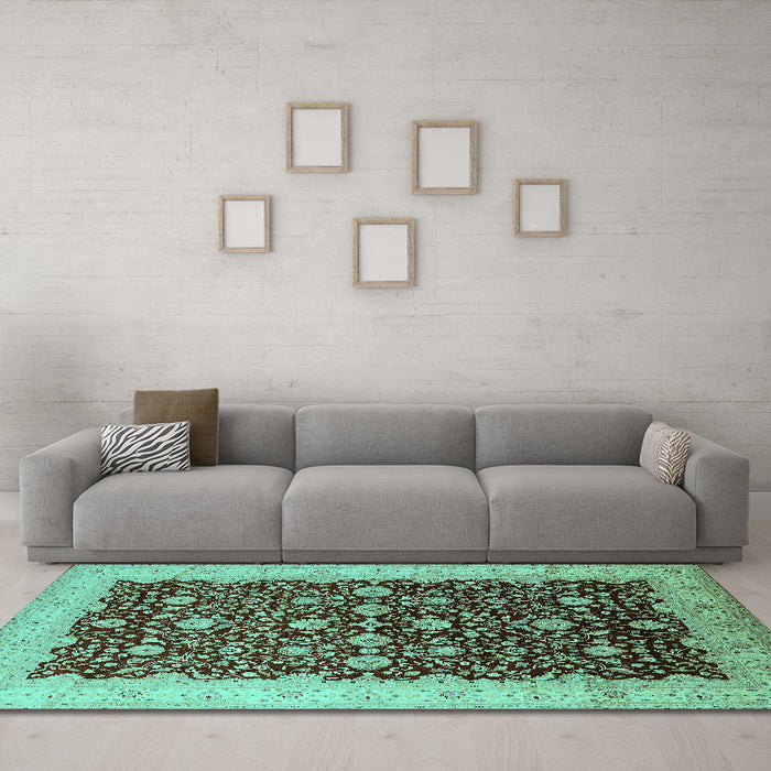 Machine Washable Oriental Turquoise Traditional Area Rugs in a Living Room,, wshurb1001turq