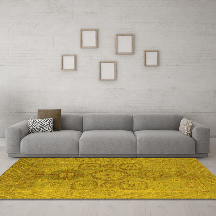 Machine Washable Oriental Yellow Traditional Rug in a Living Room, wshurb1006yw