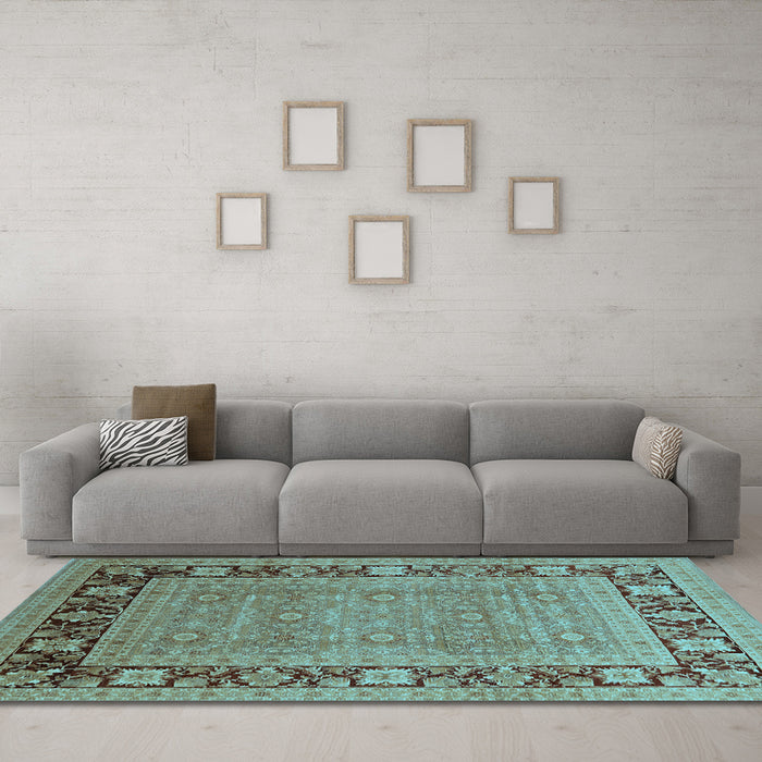 Machine Washable Oriental Light Blue Industrial Rug in a Living Room, wshurb1013lblu