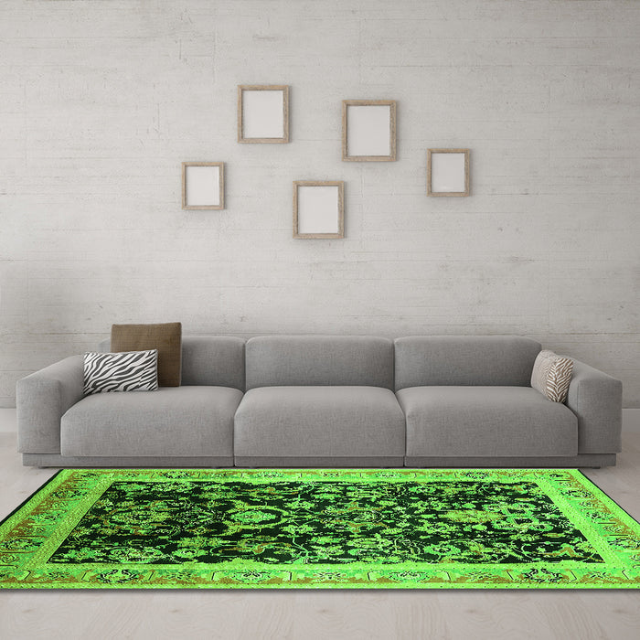 Machine Washable Oriental Green Industrial Area Rugs in a Living Room,, wshurb1014grn