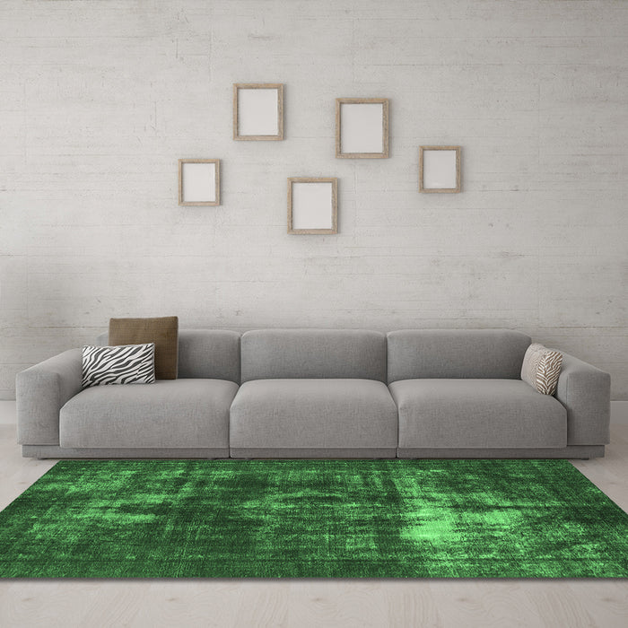 Machine Washable Oriental Emerald Green Industrial Area Rugs in a Living Room,, wshurb1015emgrn