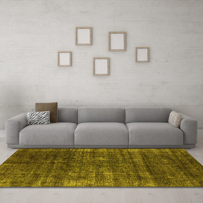 Machine Washable Oriental Yellow Industrial Rug in a Living Room, wshurb1018yw