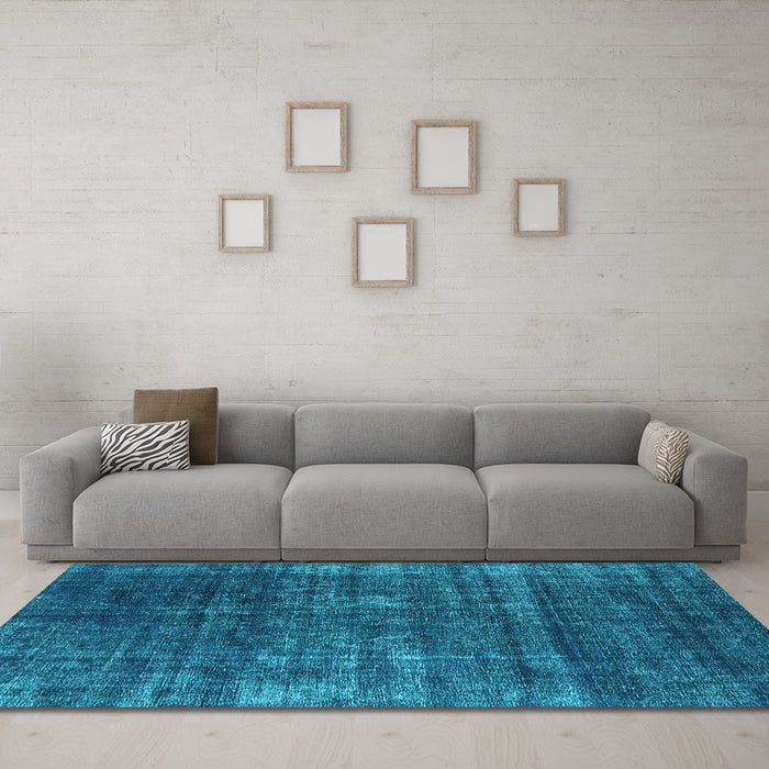 Machine Washable Oriental Light Blue Industrial Rug in a Living Room, wshurb1018lblu