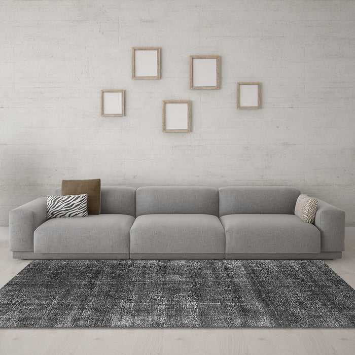 Machine Washable Oriental Gray Industrial Rug in a Living Room,, wshurb1018gry