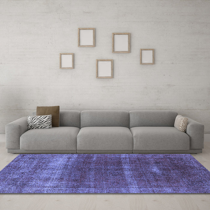 Machine Washable Oriental Blue Industrial Rug in a Living Room, wshurb1019blu