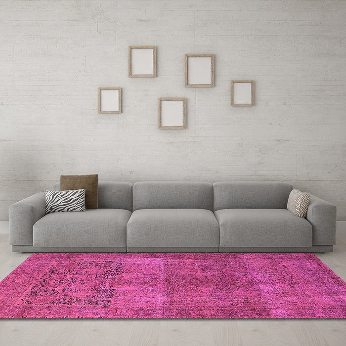 Machine Washable Oriental Pink Traditional Rug in a Living Room, wshurb1021pnk