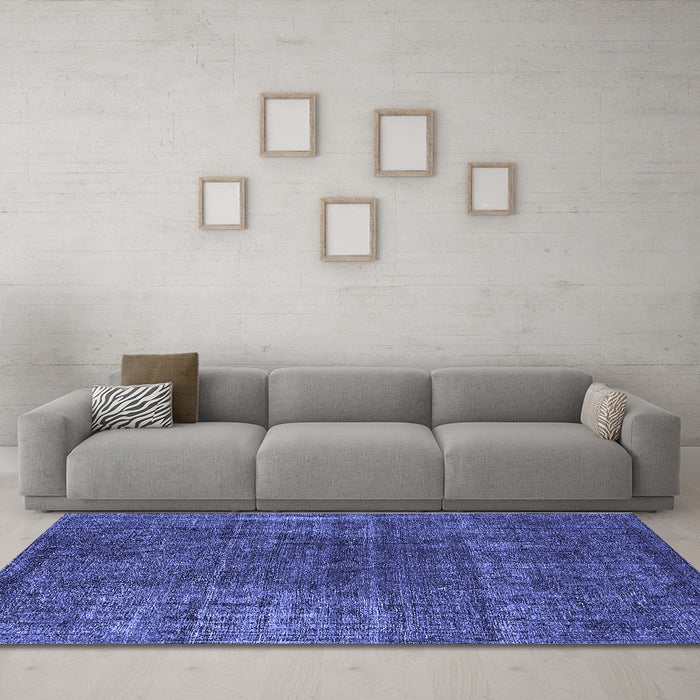 Machine Washable Oriental Blue Industrial Rug in a Living Room, wshurb1022blu