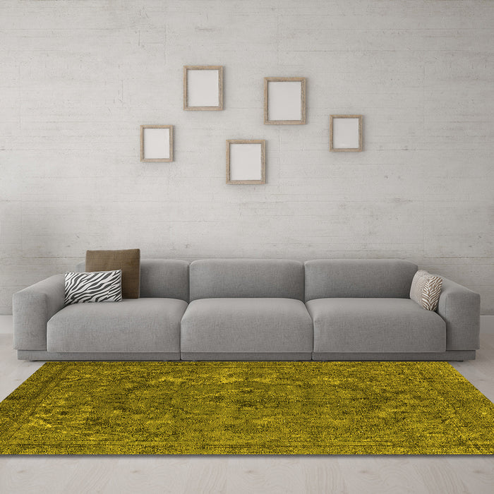 Machine Washable Oriental Yellow Industrial Rug in a Living Room, wshurb1027yw