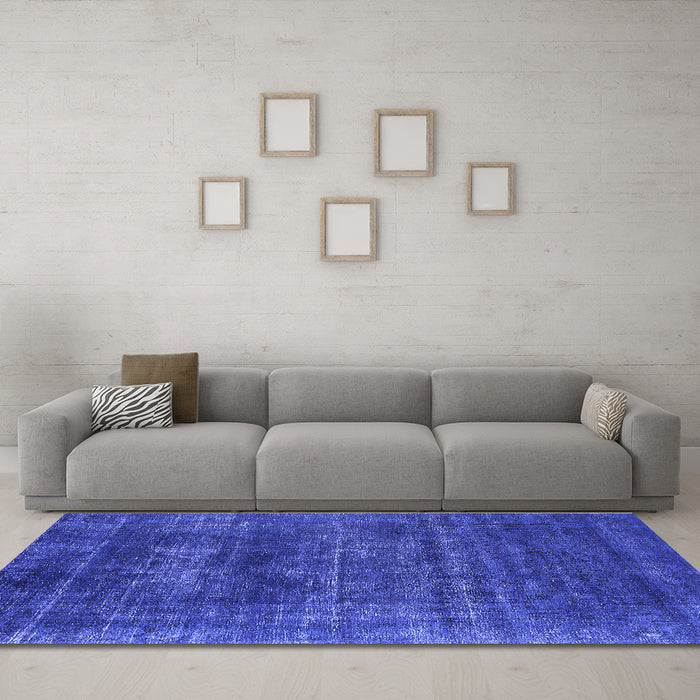 Machine Washable Oriental Blue Industrial Rug in a Living Room, wshurb1035blu