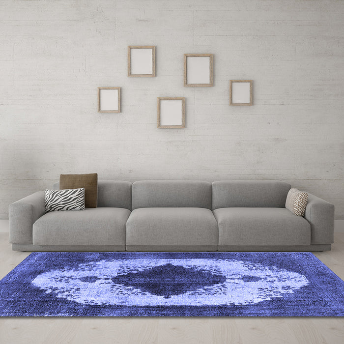 Machine Washable Oriental Blue Industrial Rug in a Living Room, wshurb1036blu
