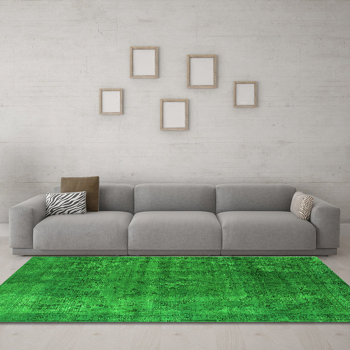 Machine Washable Oriental Green Industrial Area Rugs in a Living Room,, wshurb1038grn