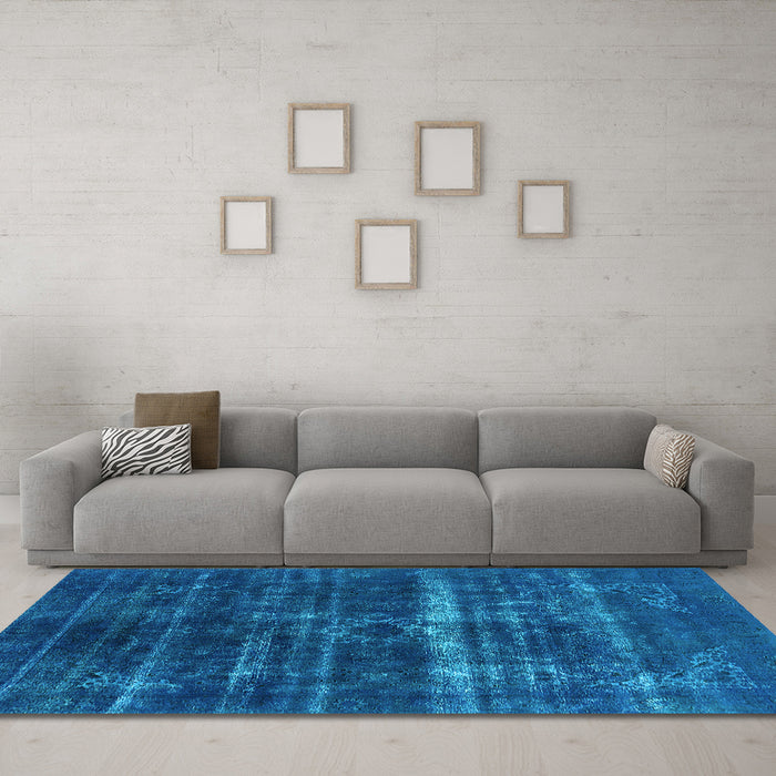 Machine Washable Oriental Light Blue Industrial Rug in a Living Room, wshurb1039lblu