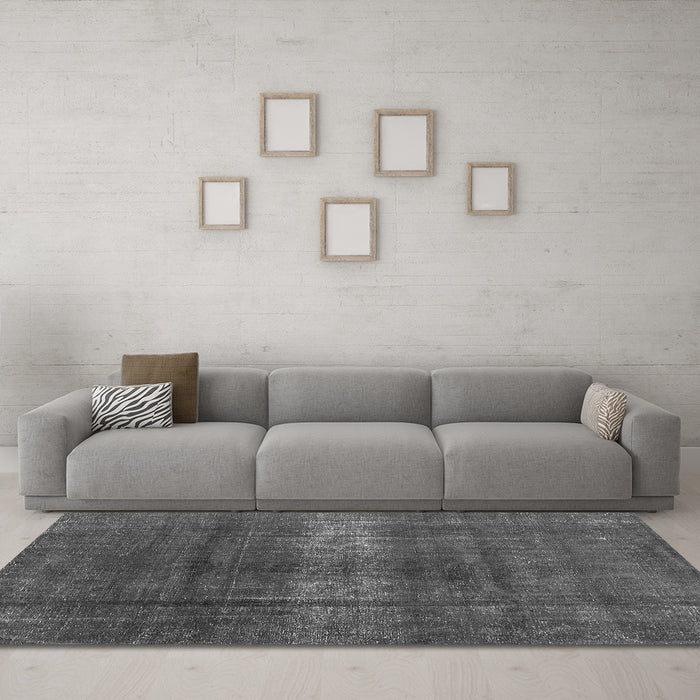 Machine Washable Oriental Gray Industrial Rug in a Living Room,, wshurb1040gry