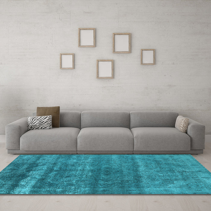 Machine Washable Oriental Light Blue Industrial Rug in a Living Room, wshurb1042lblu