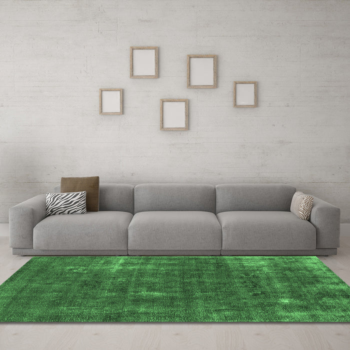 Machine Washable Oriental Emerald Green Industrial Area Rugs in a Living Room,, wshurb1046emgrn