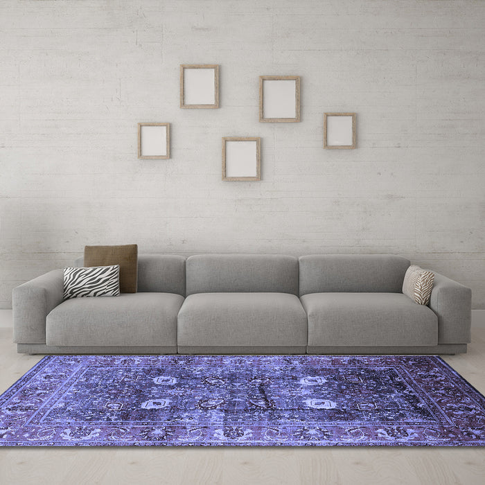 Machine Washable Oriental Blue Industrial Rug in a Living Room, wshurb1047blu