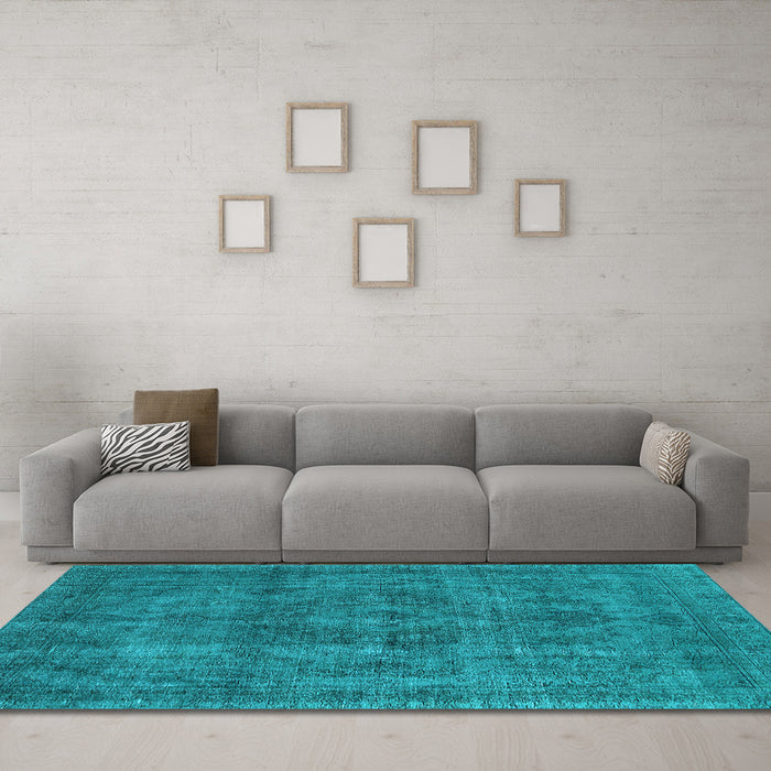 Machine Washable Oriental Light Blue Industrial Rug in a Living Room, wshurb1048lblu