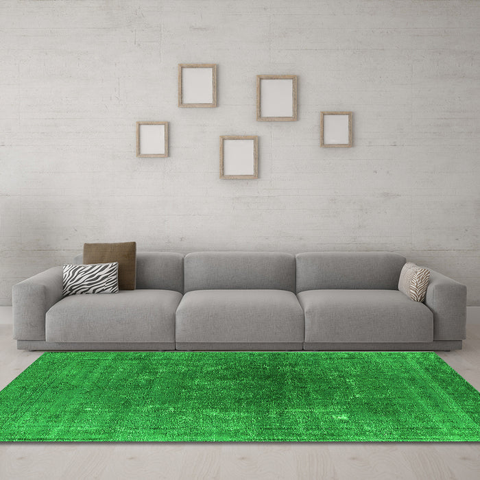 Machine Washable Oriental Green Industrial Area Rugs in a Living Room,, wshurb1053grn
