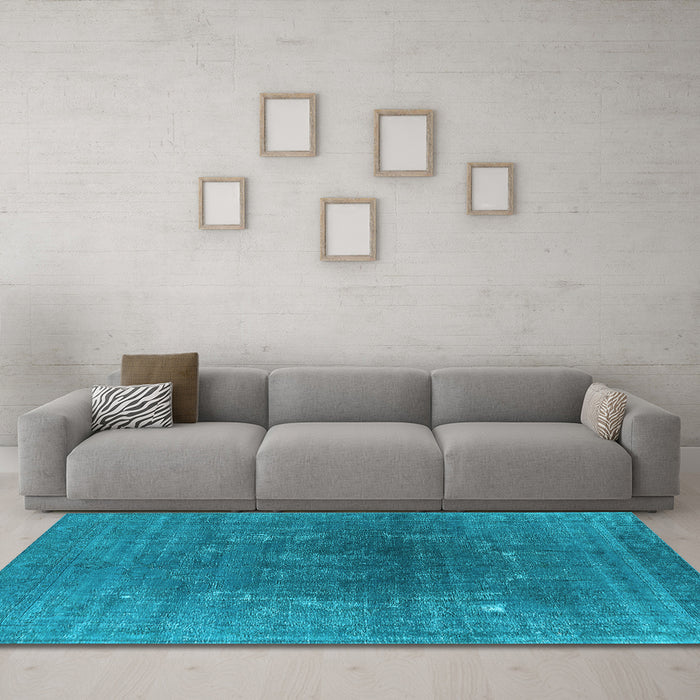 Machine Washable Oriental Light Blue Industrial Rug in a Living Room, wshurb1053lblu