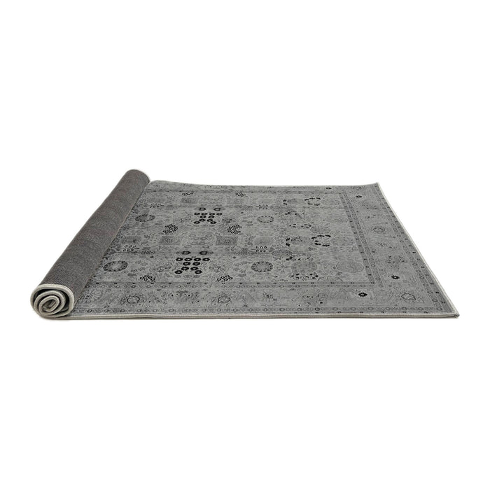 Sideview of Oriental Gray Traditional Rug, urb1057gry